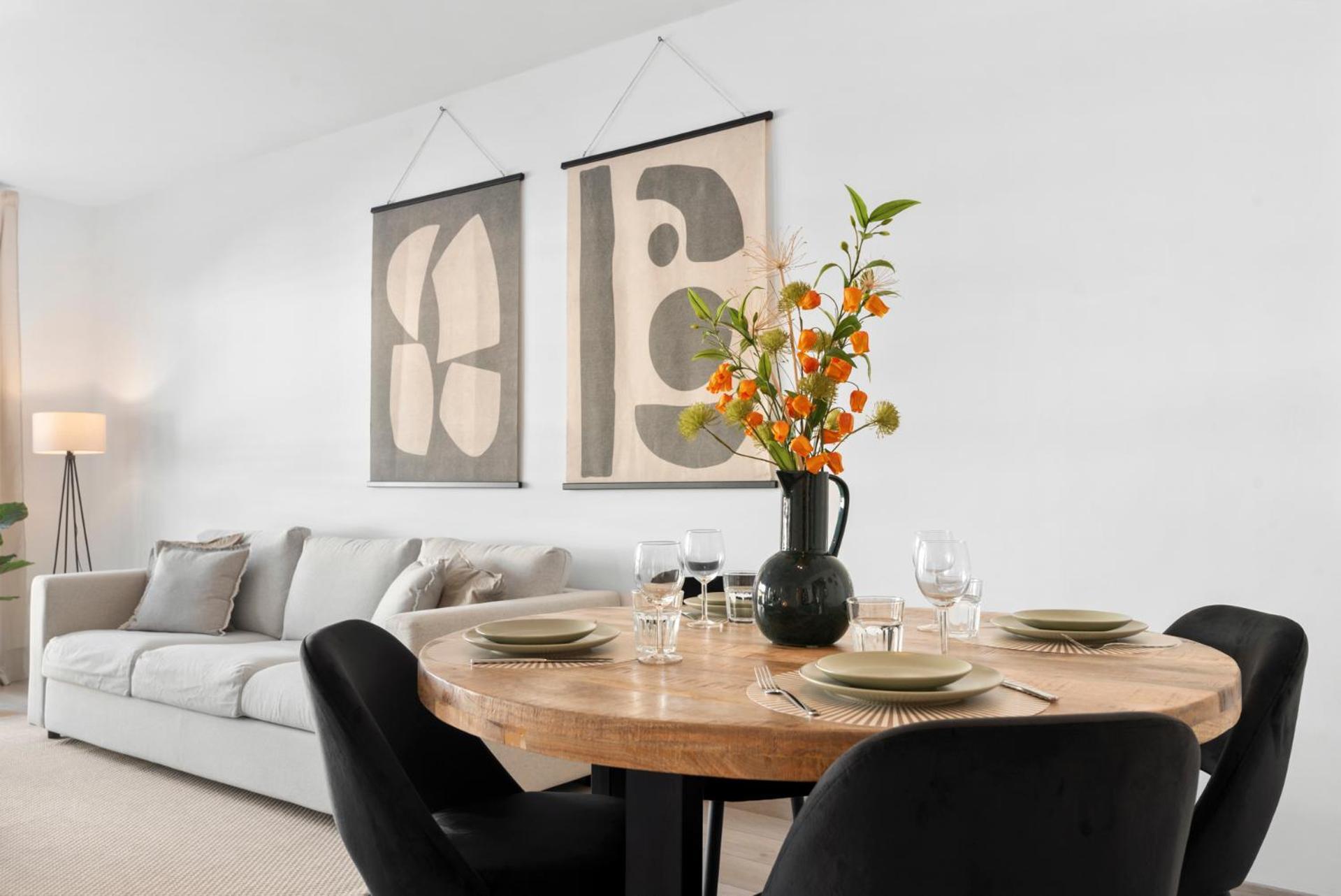 Beautiful 2-Bedroom Apartment Near Center And Beach Estepona Bagian luar foto