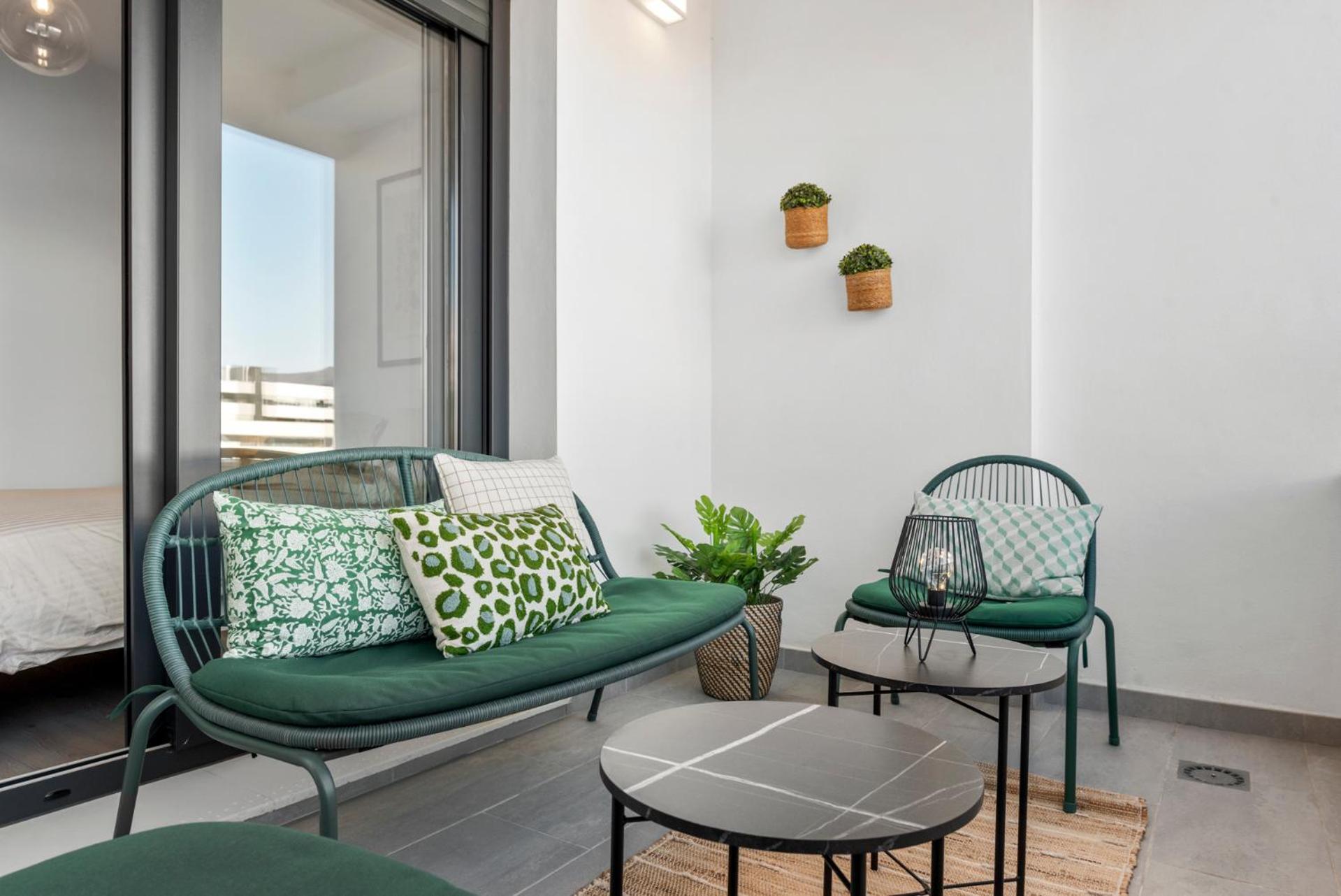 Beautiful 2-Bedroom Apartment Near Center And Beach Estepona Bagian luar foto